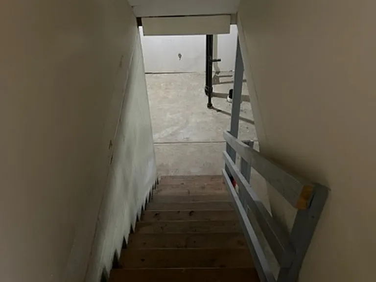 481 Woodview Dr — Photo 20