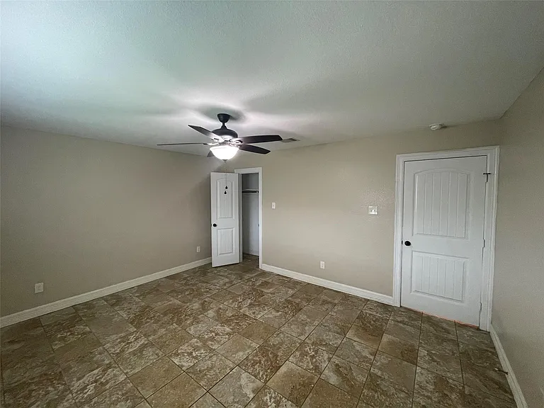 8230 Constellation Ln #B — Photo 10
