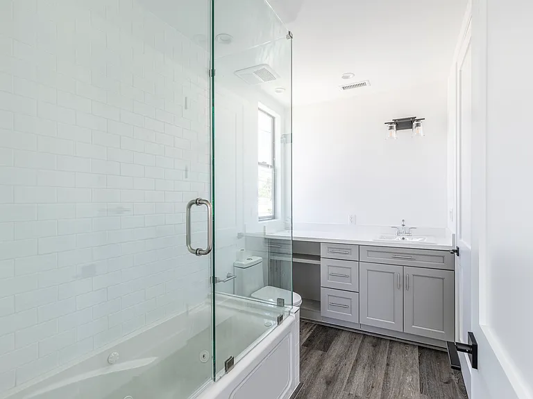 1625 Stearns Dr — Photo 10