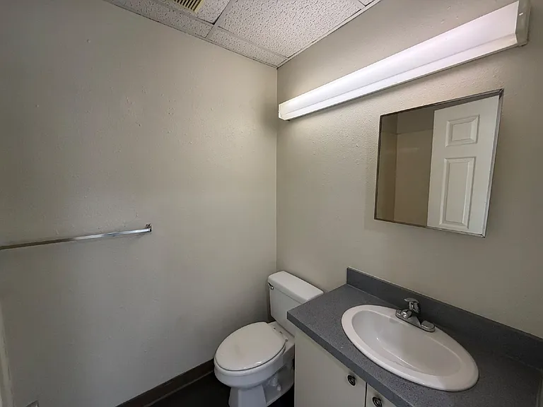 1619 University Ave #4 — Photo 6
