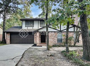 38 S Waxberry Rd, The Woodlands, TX 77381