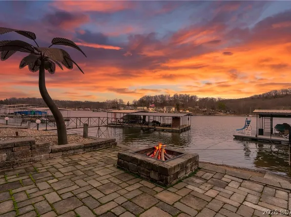 168 Satisfaction Point, Sunrise Beach, MO 65079