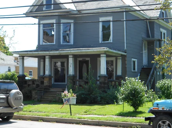 719 Main St, Polk, PA 16342