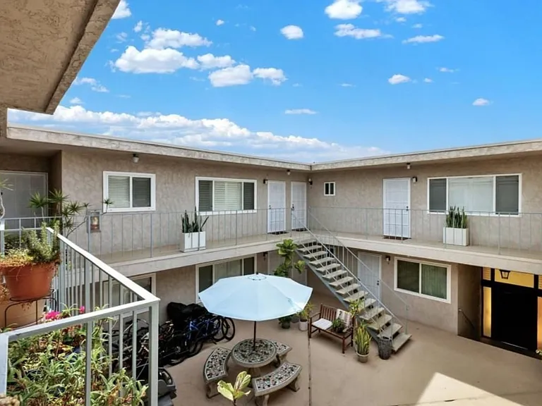 3985 Riviera Dr #O — Photo 18