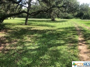 382 Chris Thompson Rd, Goliad, TX 77963