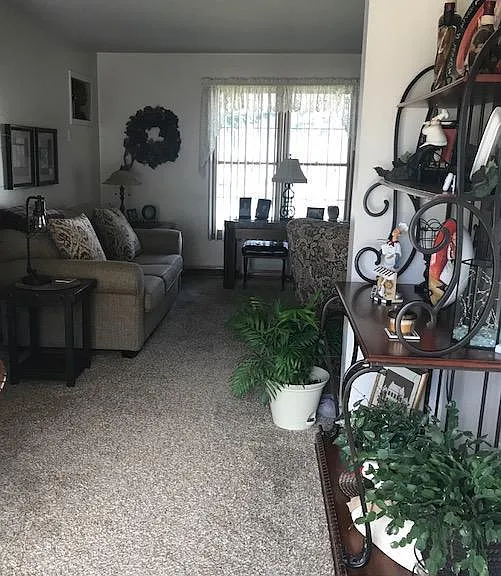 323 Hall Ave — Photo 14