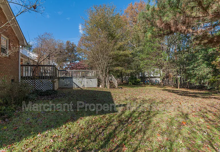 49 Cobblestone Rd — Photo 22