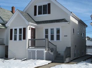 2860 S 9th St, Milwaukee, WI 53215