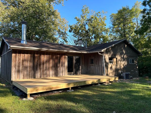 417 W Kauffman St, Congerville, IL 61729