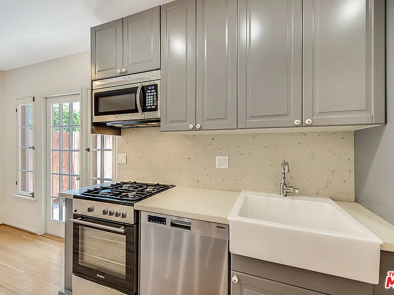 1655 Malcolm Ave #1/2 — Photo 13