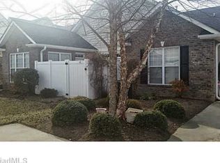 2427 Cross Vine Ln, Winston Salem, NC 27103