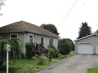 1790 Windover Ave, Ellwood City, PA