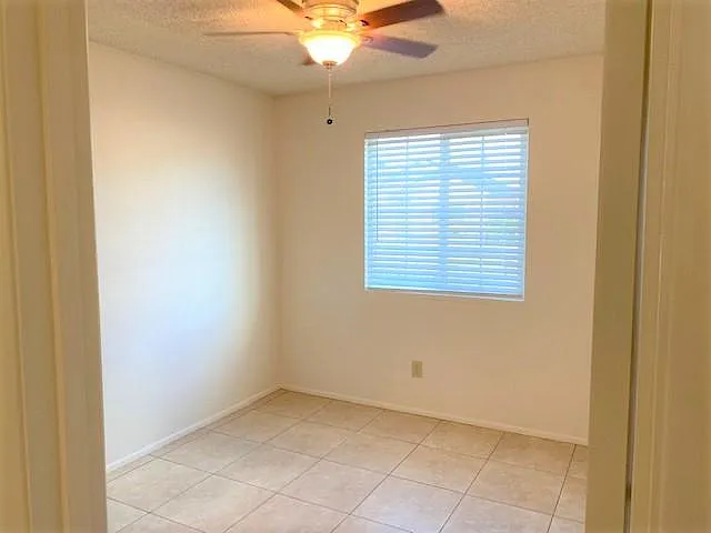 Bedroom 2 (split floorplan)