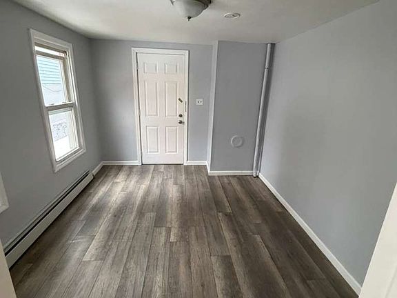 5th image of 315 Marshall St APT 1