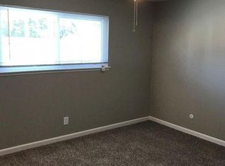213 E Lois Ave, Tulare, CA 93274