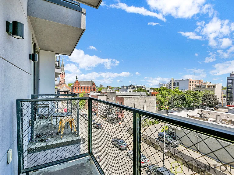 1875 Atlantic Ave #203R — Photo 5