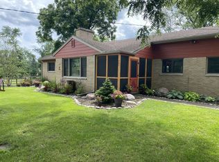 403 N Fleming Rd, Woodstock, IL 60098