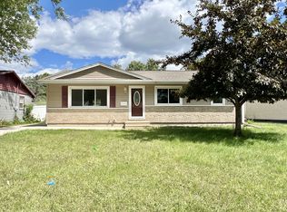 2203 Frontier Rd, Janesville, WI 53546