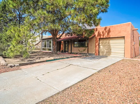 6506 Hoochaneetsa Blvd, Cochiti Lake, NM 87083