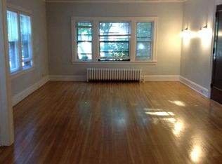 2000 Grand Ave S, Minneapolis, MN 55405