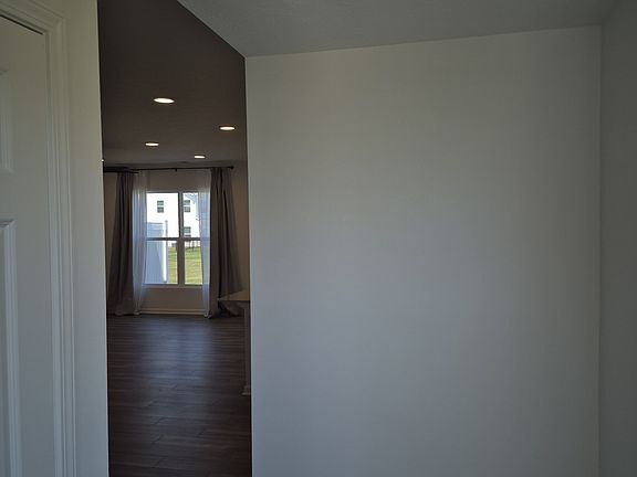 3rd image of 10608 Mangrove Dr