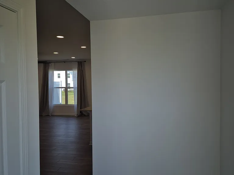 10608 Mangrove Dr — Photo 3