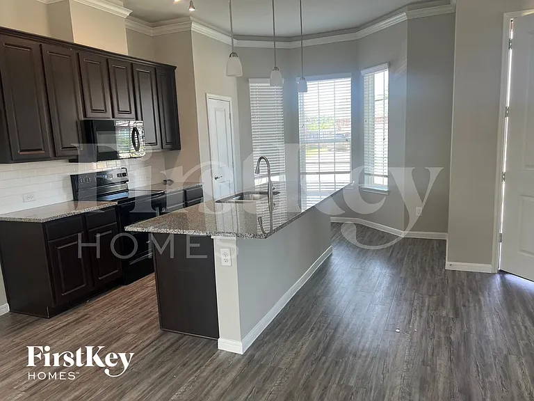 3219 Walden Breeze Ct — Photo 4