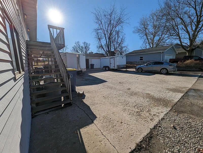 2 bed, 1.0 bath, 780 sqft, $1,245 — Photo 4