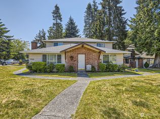 7701 Timber Hill Dr, Everett, WA 98203