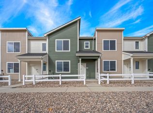 3940 Pinnacles Ct, Evans, CO 80620