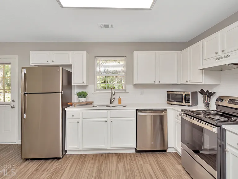 7267 Crestside Dr — Photo 5