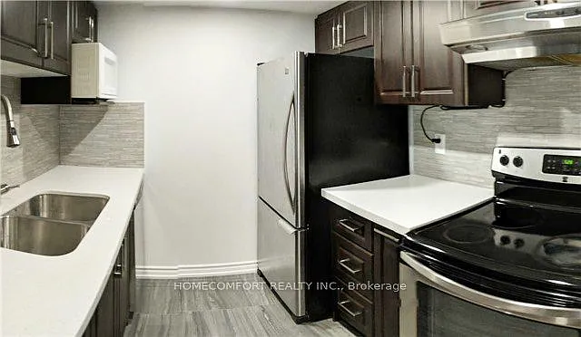 633 Bay St #620 — Photo 12