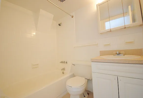 Rented by Bold New York | media 10