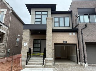 25 Freeman Williams St, Markham, ON L6C 3M7