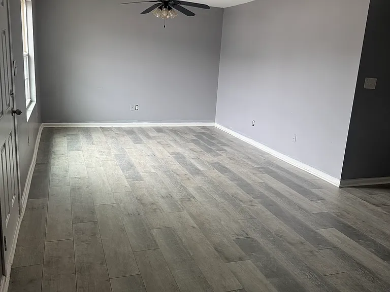 101 Jerusalem Cir #122 — Photo 7