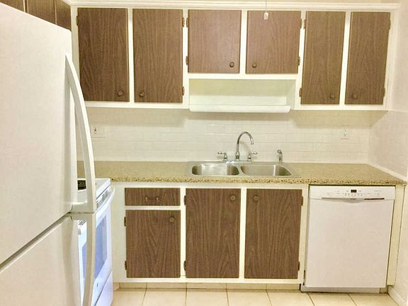 4th image of 193A Stratford N