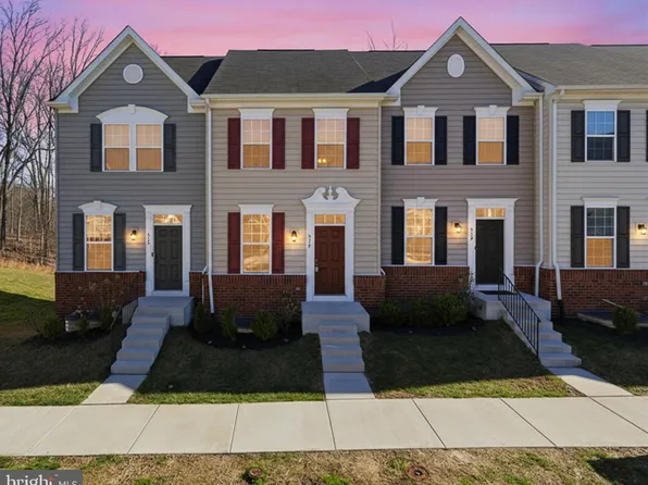 517 View Point Way, Fredericksburg, VA 22405