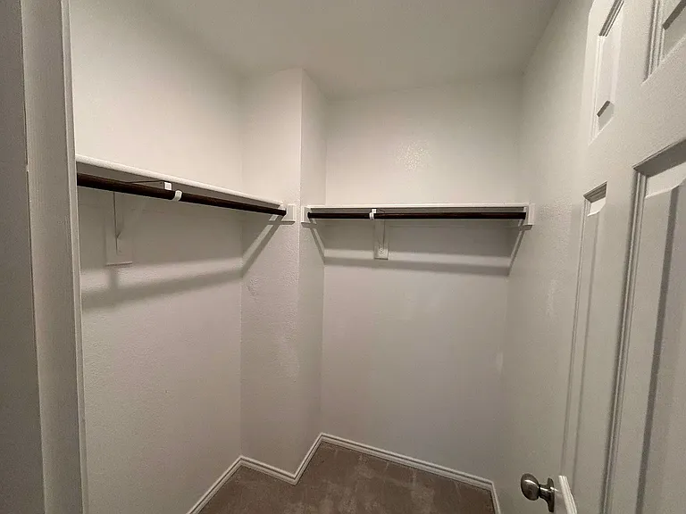 Walk in closet in Bedroom#2