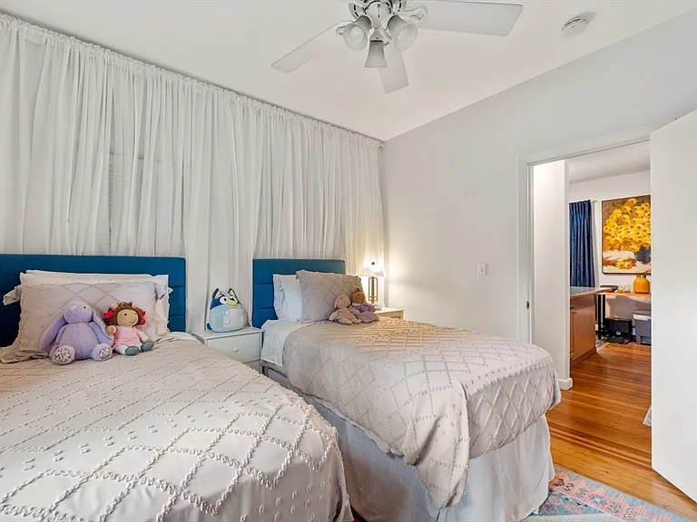 51 Creighton St #1 — Photo 20