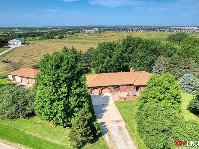 9001 Swing Cir, Lincoln, NE, 68516