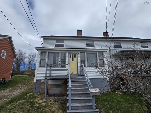 98 Richmond St, Sydney, NS B1P 2V2