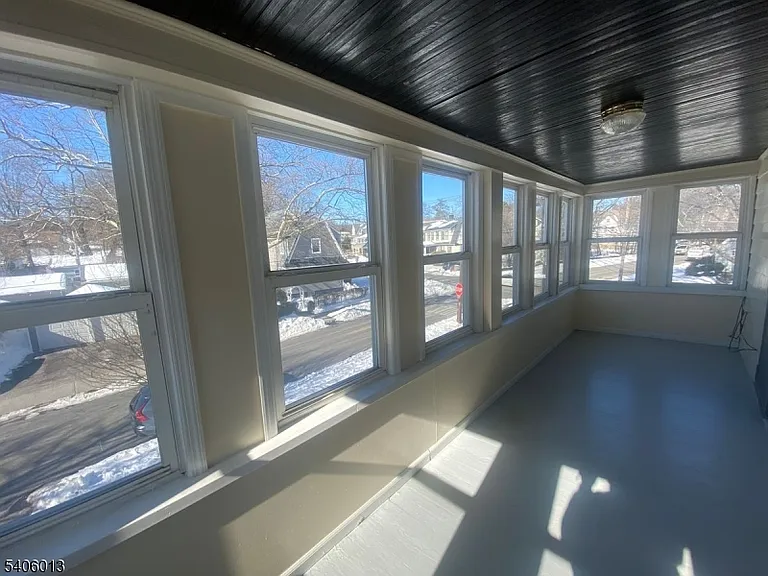 133 Willowdale Ave — Photo 5