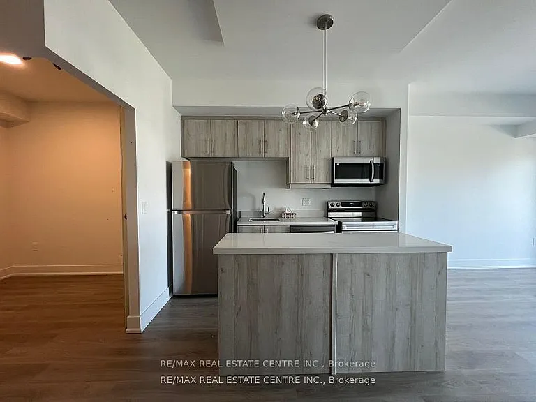 575 Conklin Rd #403 — Photo 7