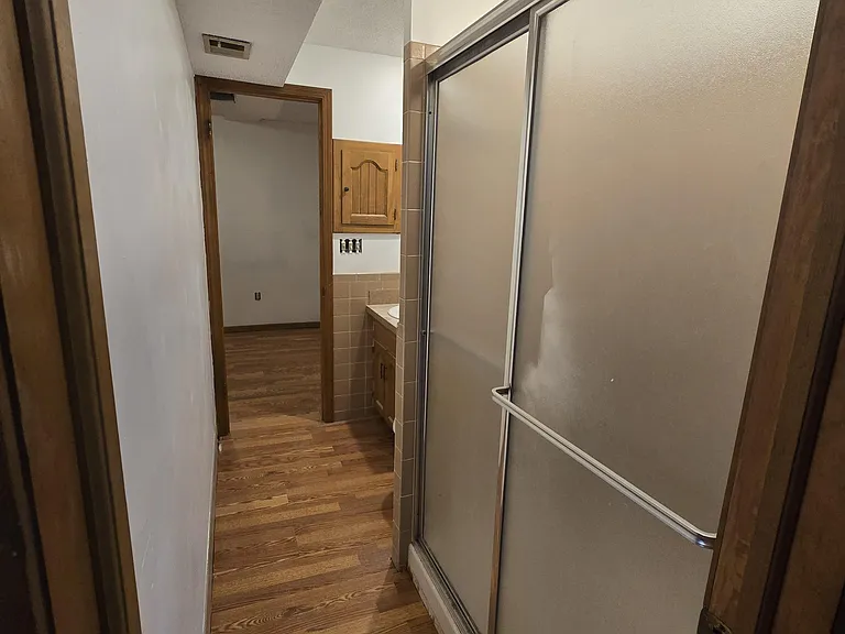 5900 Larson Ave — Photo 18