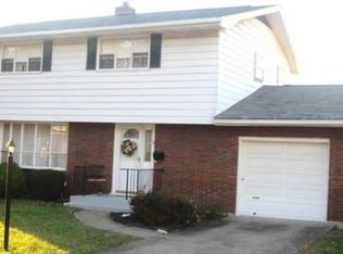 18 Webster Dr, Dunmore, PA 18509