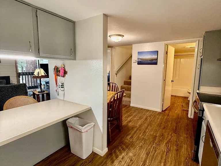 2289 Sierra Nevada Rd — Photo 15