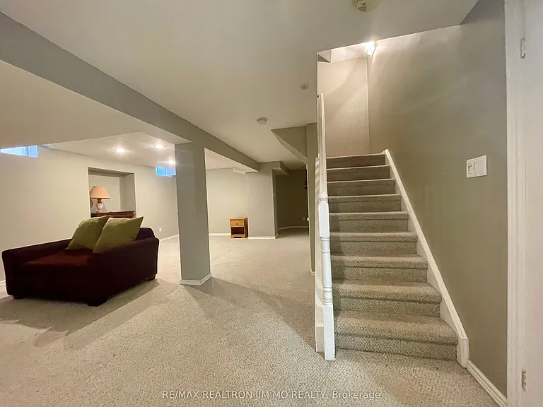 824 College Manor Dr #LOWER — Photo 5
