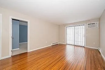 10 Wrentham Rd Photo 1