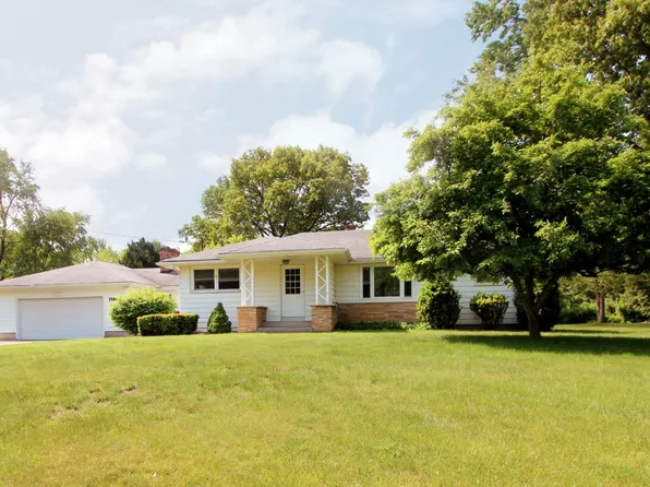 7146 W Pippin Dr, Michigan City, IN 46360