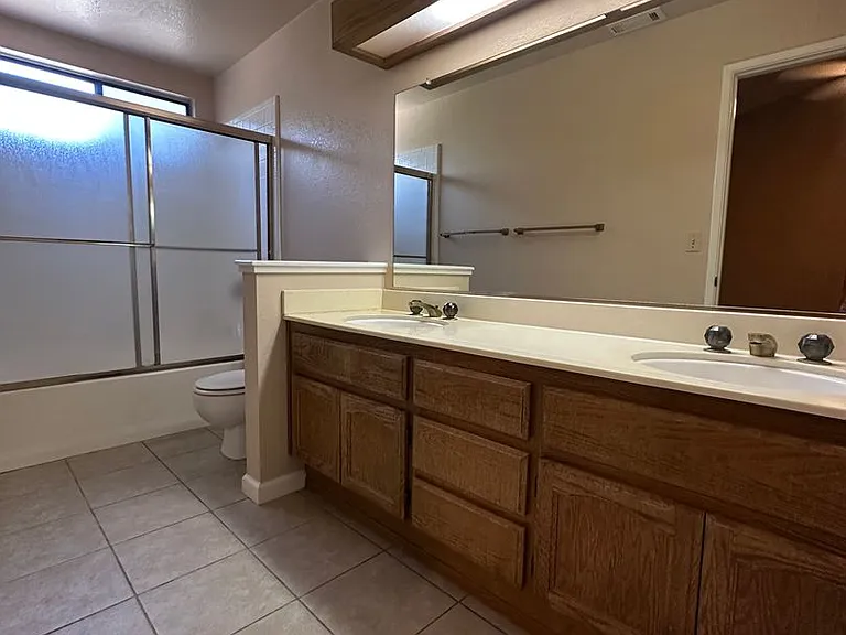 1532 Wawona St — Photo 21